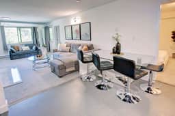 Bright Creekside 2BR:Steps to Gondola & Lake w/ Pool & Balcony!