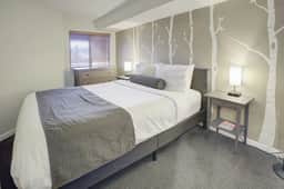 Whistler Vill 1BR: Balcony, Walk to Everything, Sleeps 4!