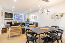 Whistler Vill 2BR: Balcony, Sleeps 6. Steps to Everything!