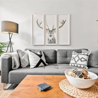 Comfy 1BR: Sleeps 4 with AC. Walk to Everything!