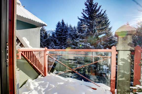 Bright Whistler Vill 1BRM: Walk to Everything, Sleeps 4.