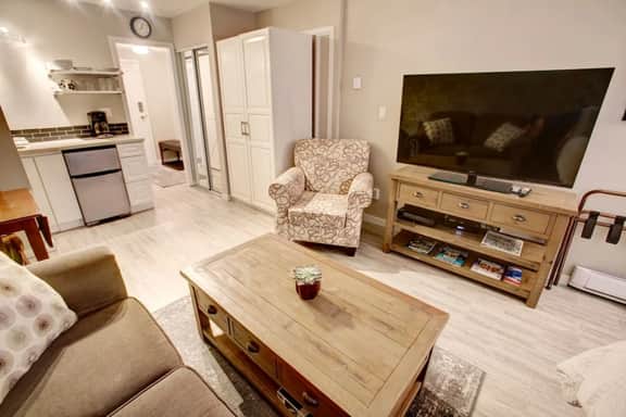 Mtn View Studio:Walk to Creekside Gondola & Lake w/ Pool & NEW Hot Tub