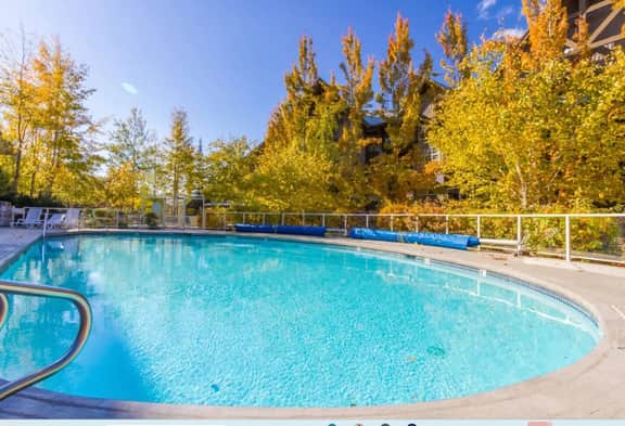 The Aspens 1BRM: Pool, Hot Tub, Sleeps 4. Steps to Mtn.