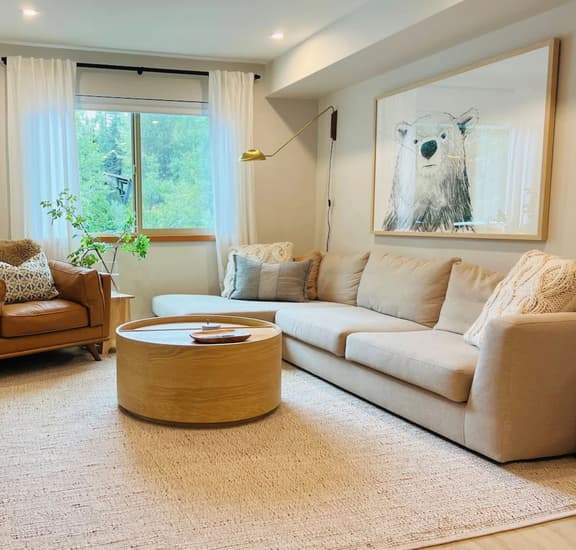 Spacious Creekside 2BR: Walk to Mtn. & Lake w/ Pool & Hot Tub